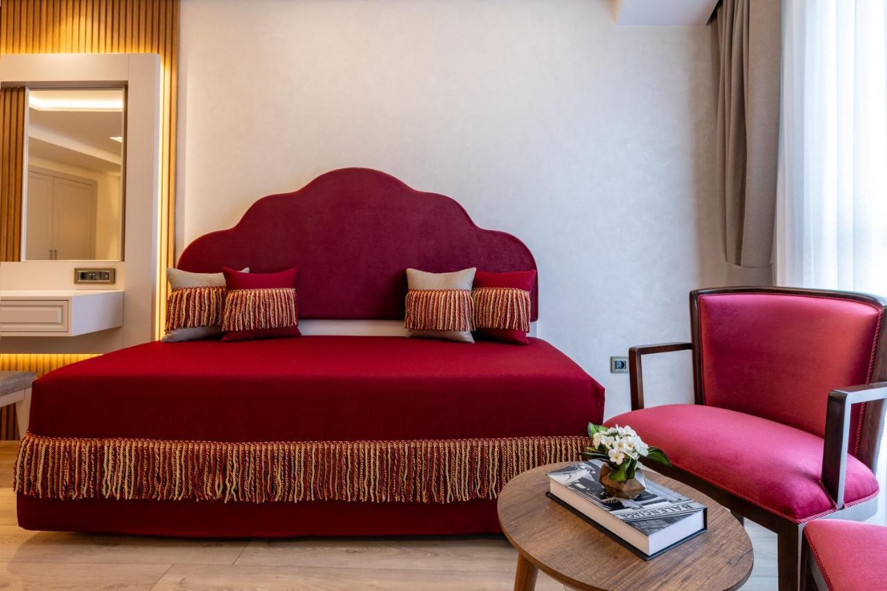 Hotel Carina Gold And Restaurant Stambuł